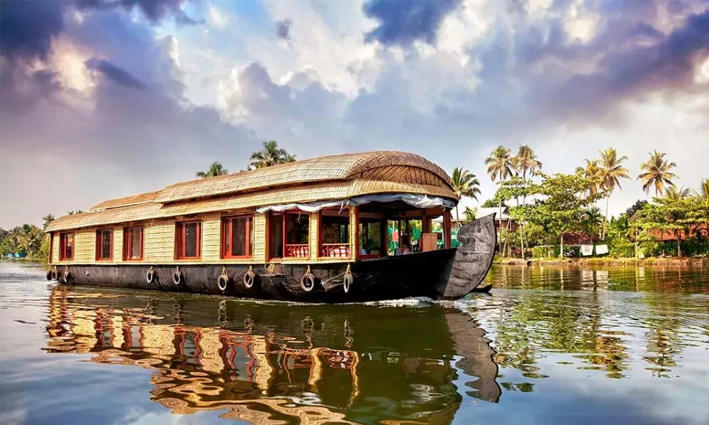 Kerala Tour Package 6N/7D